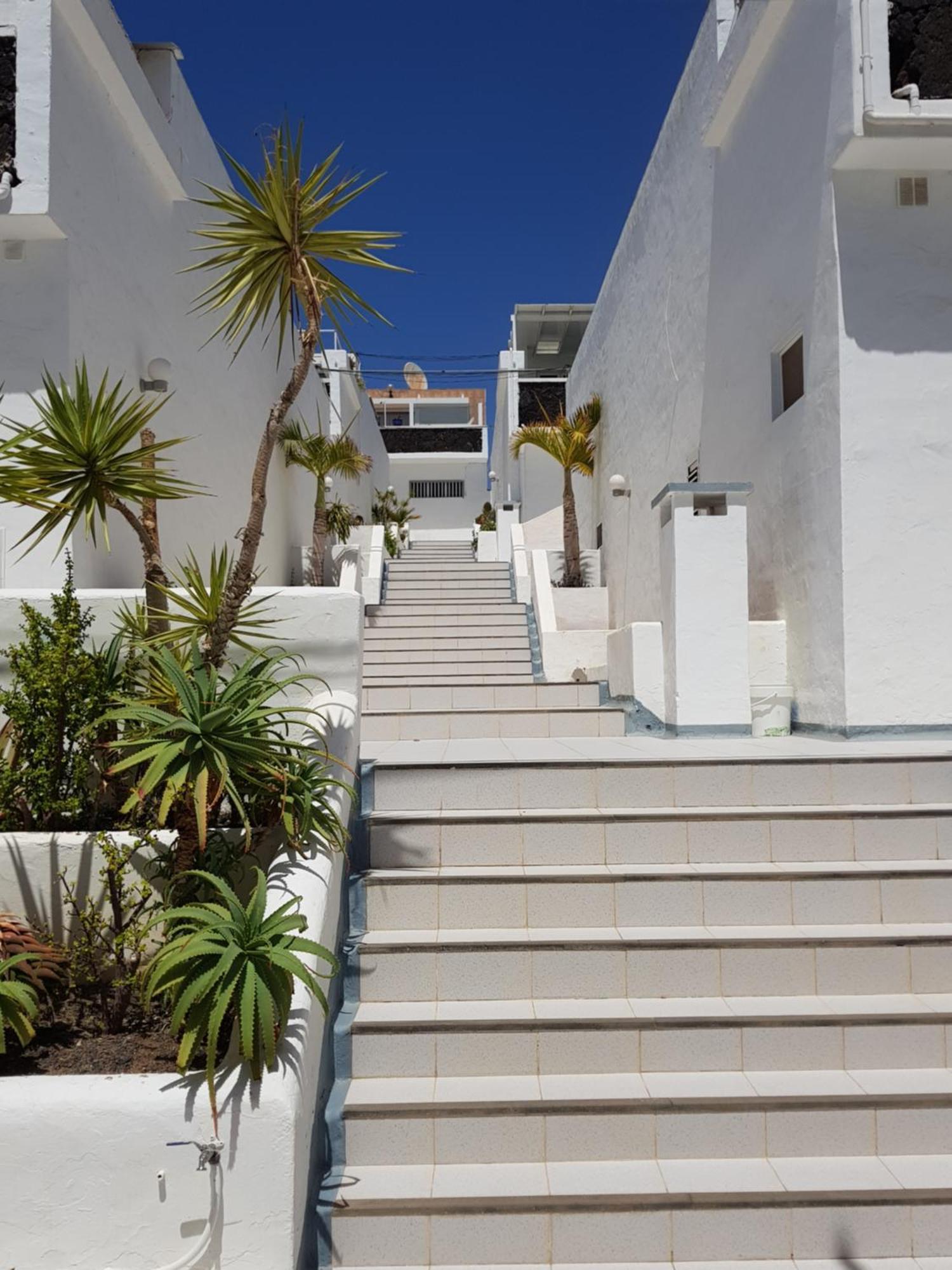 Stunning 2 Bedroom Duplex Close To Main Beach With Seaviews Puerto del Carmen  Exteriör bild