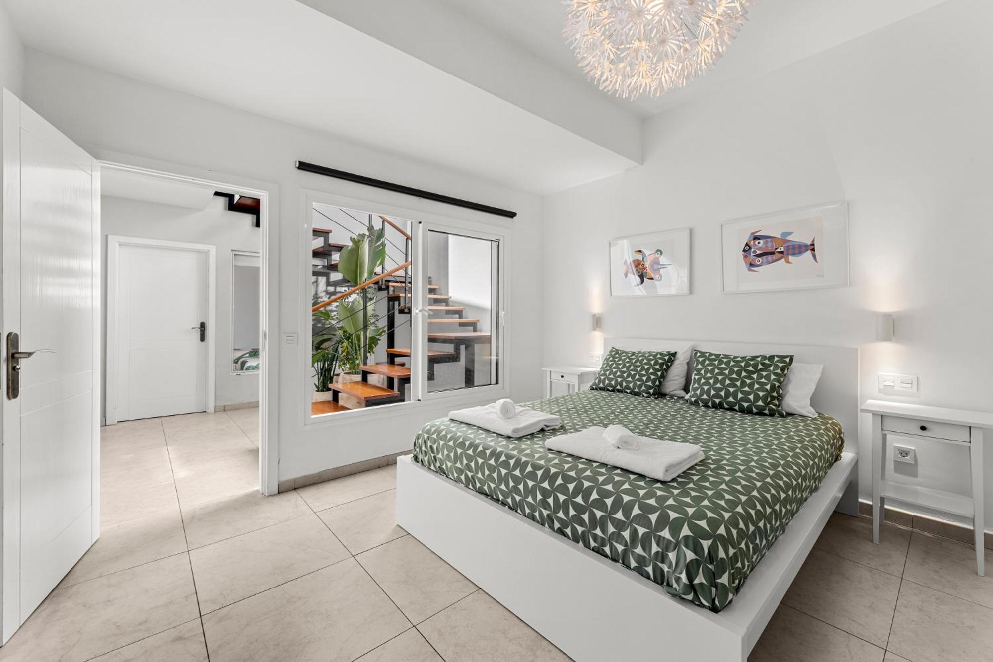 Stunning 2 Bedroom Duplex Close To Main Beach With Seaviews Puerto del Carmen  Exteriör bild