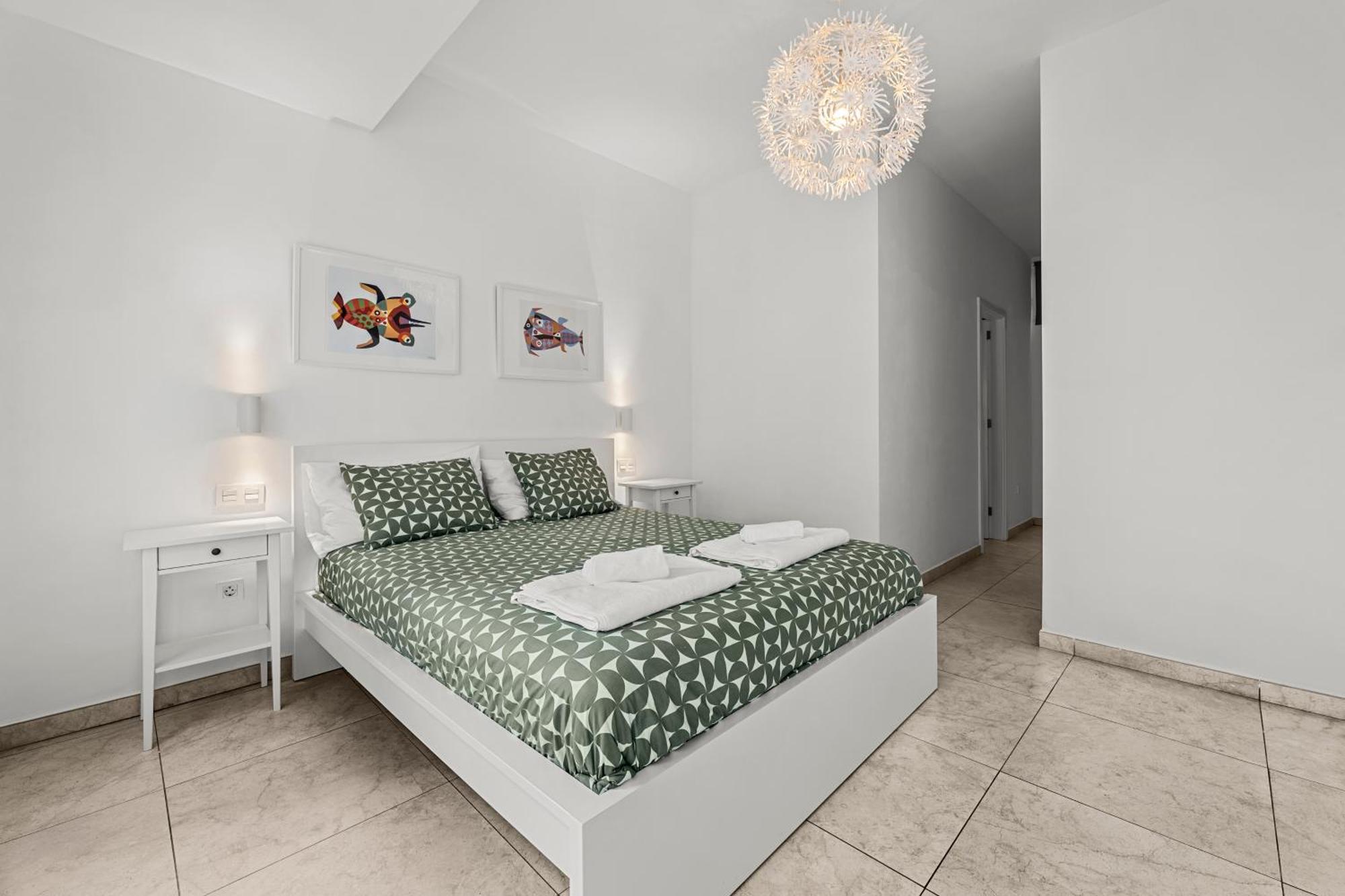 Stunning 2 Bedroom Duplex Close To Main Beach With Seaviews Puerto del Carmen  Exteriör bild