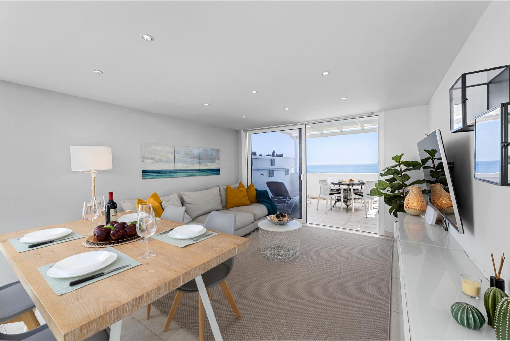 Stunning 2 Bedroom Duplex Close To Main Beach With Seaviews Puerto del Carmen  Exteriör bild